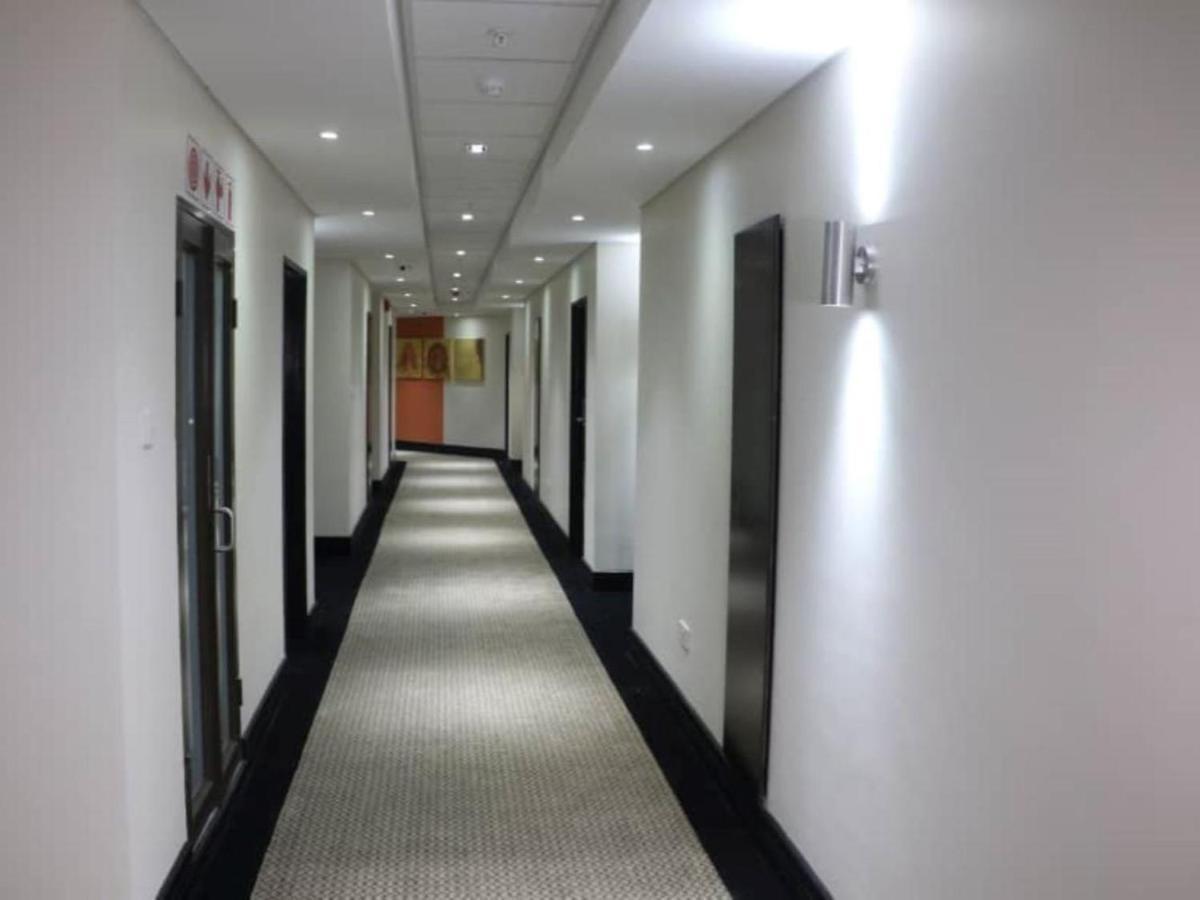 The Grand Aria Hotel And Conference Centre Gaborone Extérieur photo