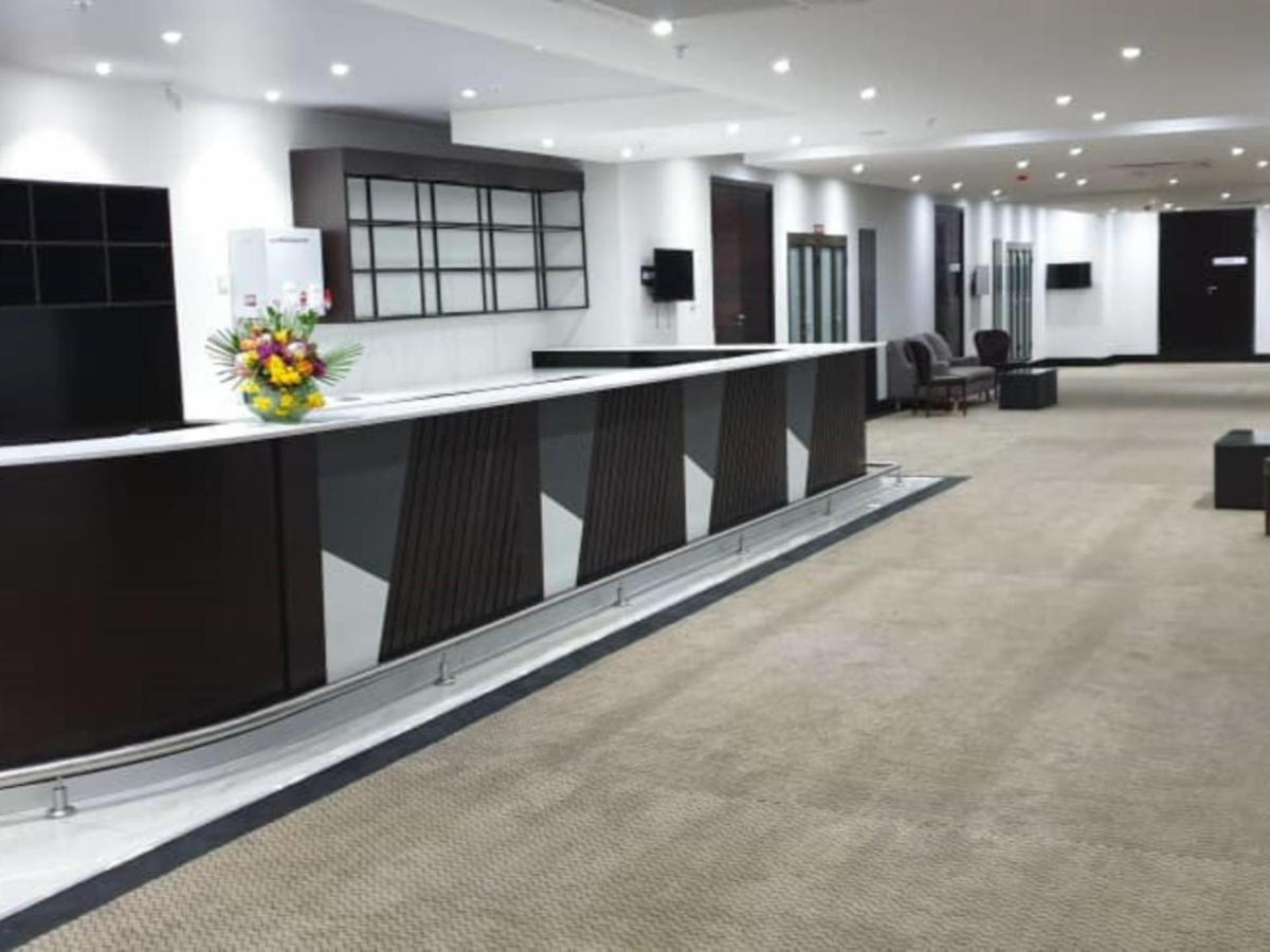 The Grand Aria Hotel And Conference Centre Gaborone Extérieur photo
