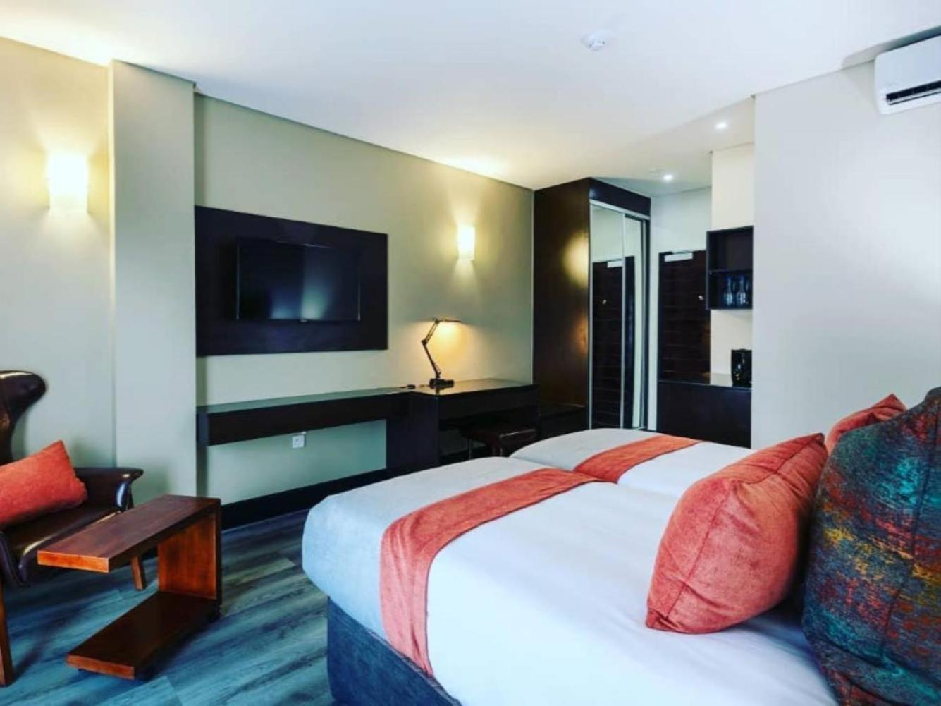 The Grand Aria Hotel And Conference Centre Gaborone Chambre photo