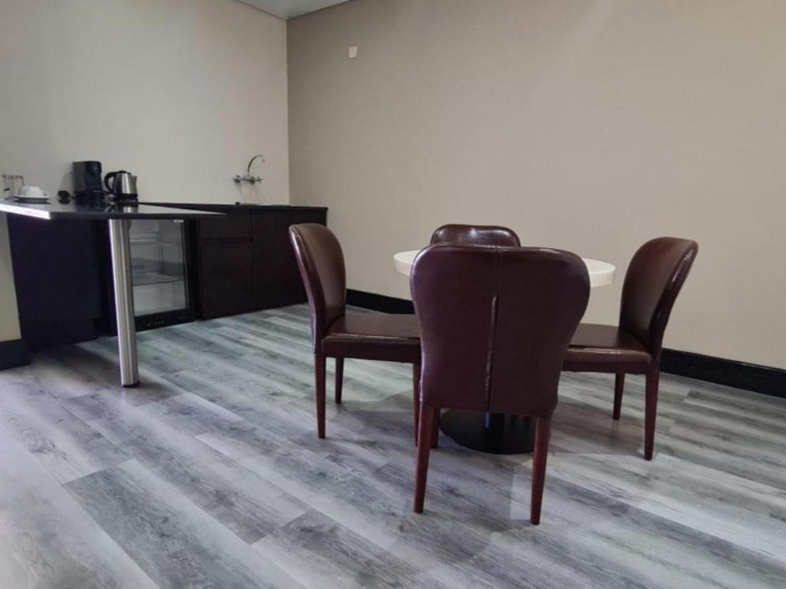 The Grand Aria Hotel And Conference Centre Gaborone Chambre photo