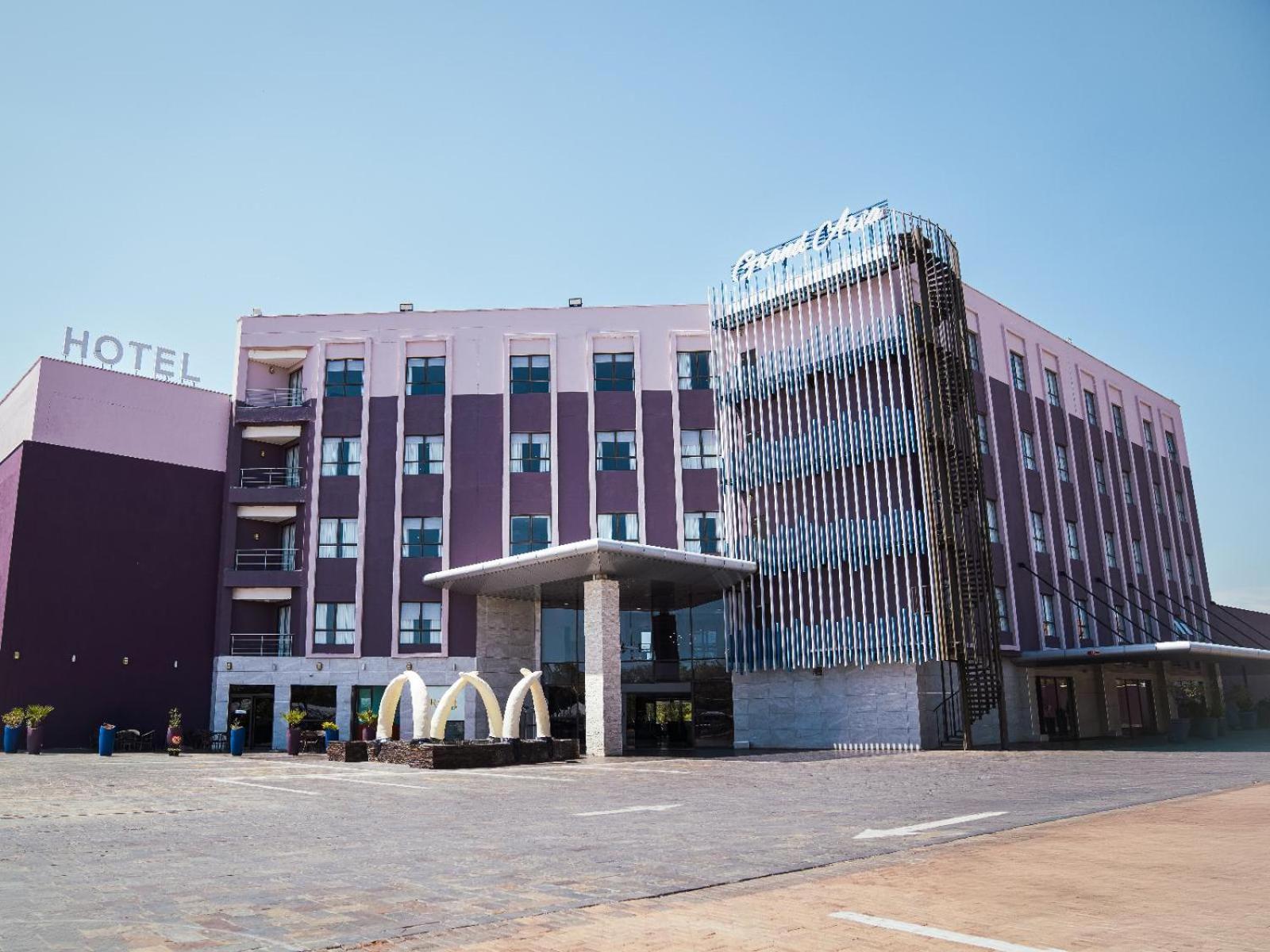 The Grand Aria Hotel And Conference Centre Gaborone Extérieur photo